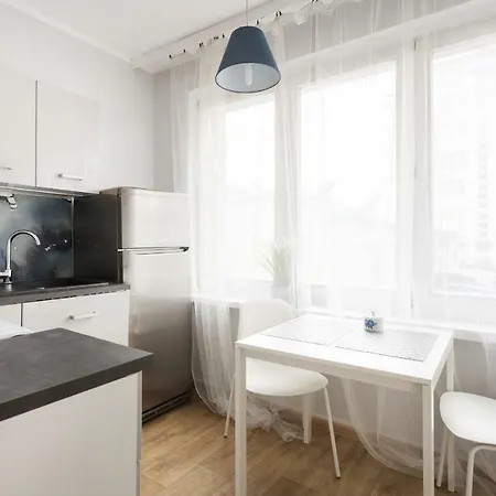 Grunwaldzka By Renters Apartment *