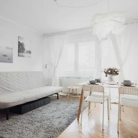 Apartment Grunwaldzka By Renters Poznan