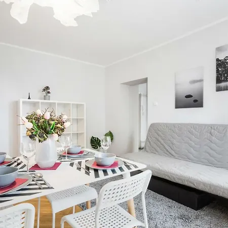 Grunwaldzka By Renters Poznan